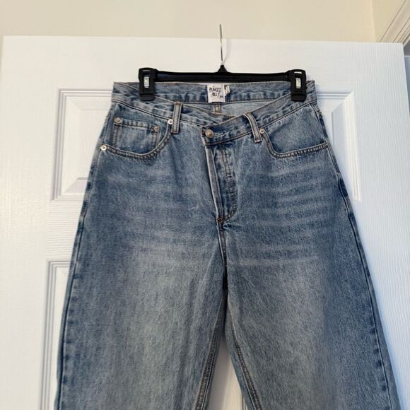 Princess Polly Holly Mid Rise Straight Leg Asymmetric Jean Light Wash Denim - Picture 4 of 6